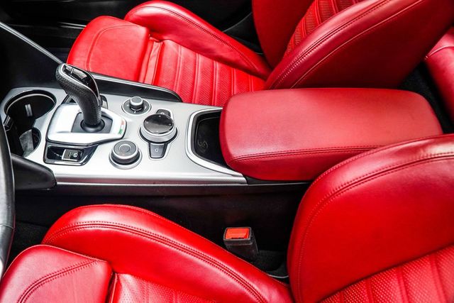 2023 Alfa Romeo Giulia Veloce RWD - 23022113 - 21