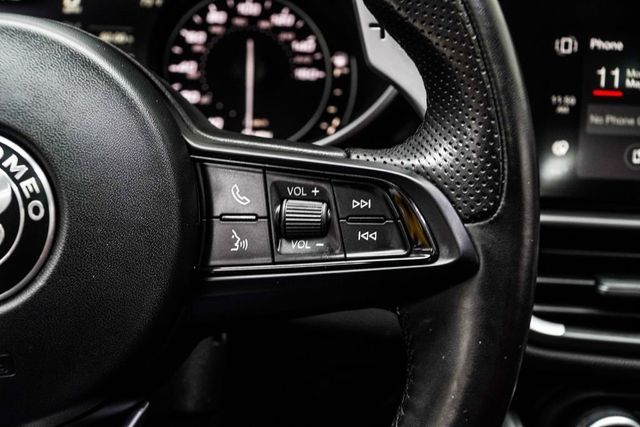 2023 Alfa Romeo Giulia Veloce RWD - 23022113 - 30