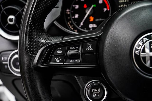 2023 Alfa Romeo Giulia Veloce RWD - 23022113 - 31