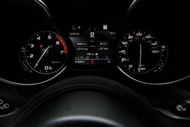 2023 Alfa Romeo Giulia Veloce RWD - 23022113 - 34