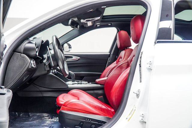 2023 Alfa Romeo Giulia Veloce RWD - 23022113 - 39