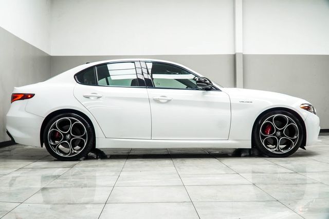 2023 Alfa Romeo Giulia Veloce RWD - 23022113 - 6