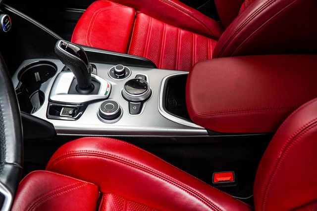 2023 Alfa Romeo Giulia Veloce RWD - 23070113 - 19