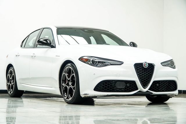 2023 Alfa Romeo Giulia Veloce RWD - 23070113 - 3