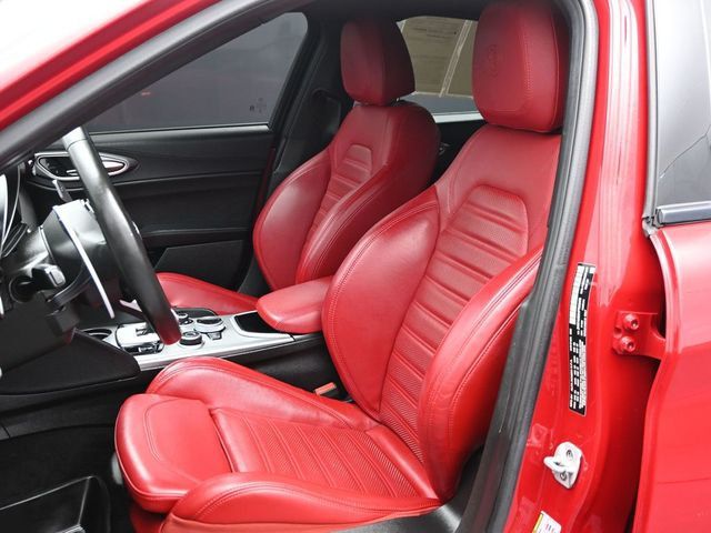 2023 Alfa Romeo Giulia Veloce RWD - 22991002 - 10