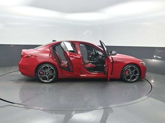 2023 Alfa Romeo Giulia Veloce RWD - 22991002 - 36