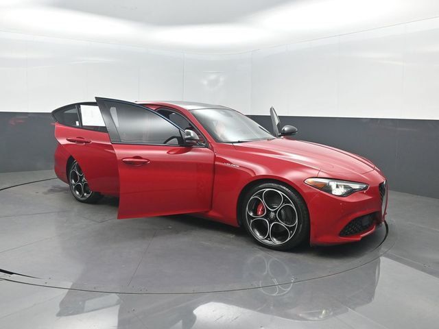 2023 Alfa Romeo Giulia Veloce RWD - 22991002 - 37