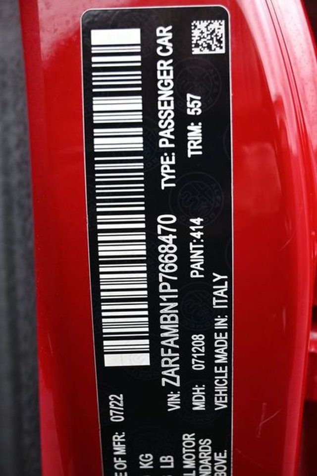 2023 Alfa Romeo Giulia Veloce RWD - 22991002 - 8