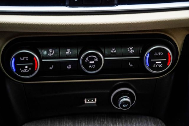 2023 Alfa Romeo Stelvio  - 22999544 - 19