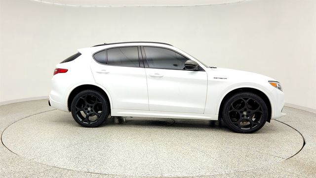 2023 Alfa Romeo Stelvio Estrema AWD w/ Active Assist Plus Package  - 23028070 - 3