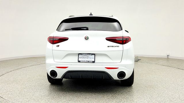 2023 Alfa Romeo Stelvio Estrema AWD w/ Active Assist Plus Package  - 23028070 - 5