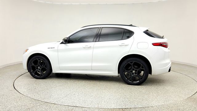 2023 Alfa Romeo Stelvio Estrema AWD w/ Active Assist Plus Package  - 23028070 - 7