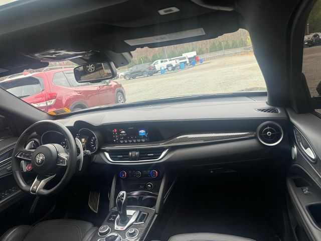 2023 Alfa Romeo Stelvio Quadrifoglio AWD - 22948721 - 10