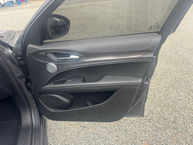 2023 Alfa Romeo Stelvio Quadrifoglio AWD - 22948721 - 11