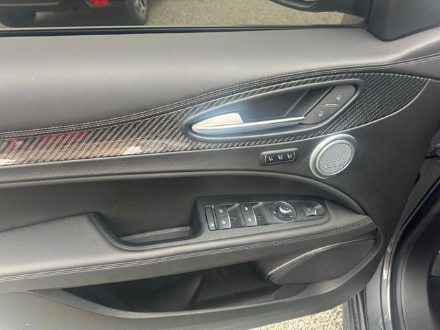 2023 Alfa Romeo Stelvio Quadrifoglio AWD - 22948721 - 17