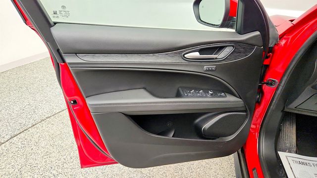 2023 Alfa Romeo Stelvio Sprint AWD w/ Red Leather Sport Seats & Gloss-Red Brake Calipers - 23033189 - 9