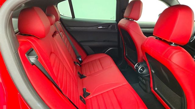 2023 Alfa Romeo Stelvio Sprint AWD w/ Red Leather Sport Seats & Gloss-Red Brake Calipers - 23033189 - 22