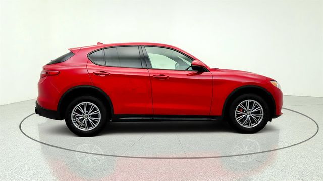 2023 Alfa Romeo Stelvio Sprint AWD w/ Red Leather Sport Seats & Gloss-Red Brake Calipers - 23033189 - 3