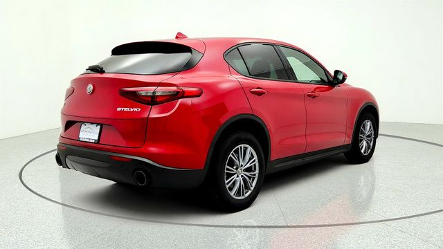 2023 Alfa Romeo Stelvio Sprint AWD w/ Red Leather Sport Seats & Gloss-Red Brake Calipers - 23033189 - 4