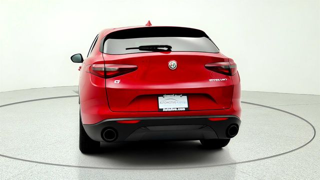 2023 Alfa Romeo Stelvio Sprint AWD w/ Red Leather Sport Seats & Gloss-Red Brake Calipers - 23033189 - 5