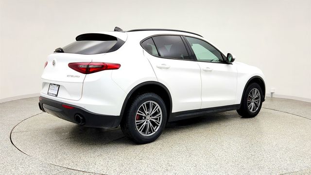 2023 Alfa Romeo Stelvio Sprint RWD w/ Red Leather Seats & Dual-Pane Sunroof - 23010701 - 4