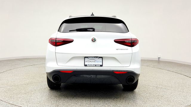 2023 Alfa Romeo Stelvio Sprint RWD w/ Red Leather Seats & Dual-Pane Sunroof - 23010701 - 5