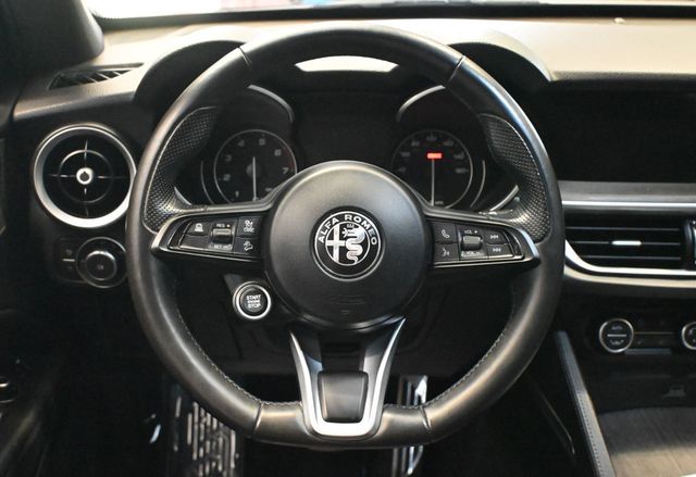 2023 Alfa Romeo Stelvio Ti AWD - 23071016 - 13