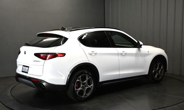 2023 Alfa Romeo Stelvio Ti AWD - 23071016 - 4