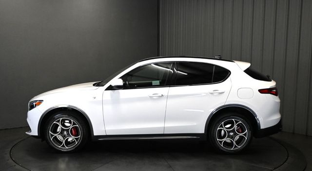 2023 Alfa Romeo Stelvio Ti AWD - 23071016 - 7