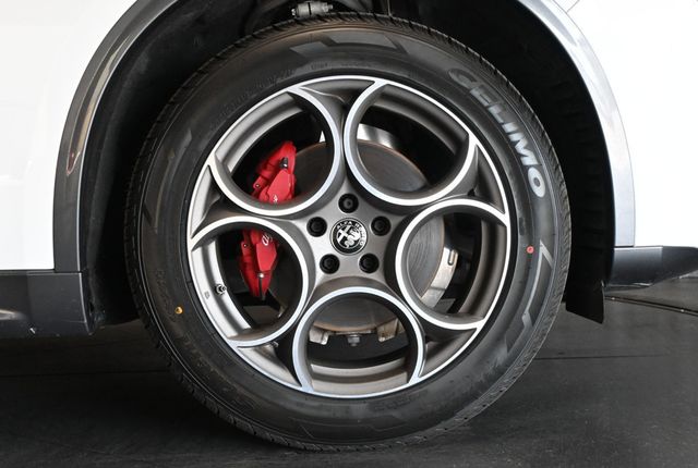 2023 Alfa Romeo Stelvio Ti AWD - 23071016 - 8