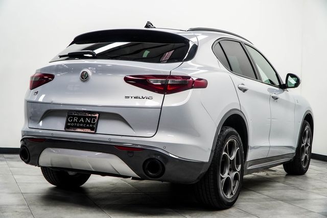 2023 Alfa Romeo Stelvio Ti AWD - 22958340 - 11