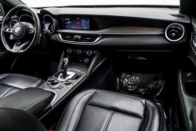 2023 Alfa Romeo Stelvio Ti AWD - 22958340 - 16