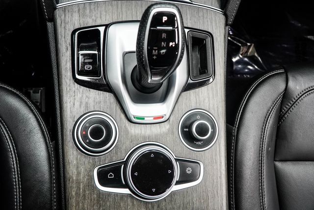 2023 Alfa Romeo Stelvio Ti AWD - 22958340 - 19