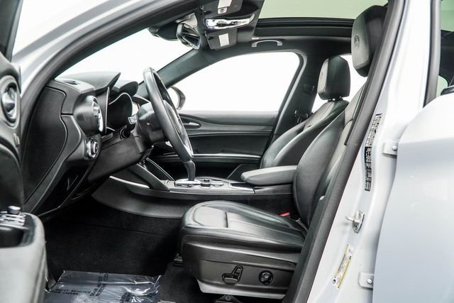 2023 Alfa Romeo Stelvio Ti AWD - 22958340 - 38