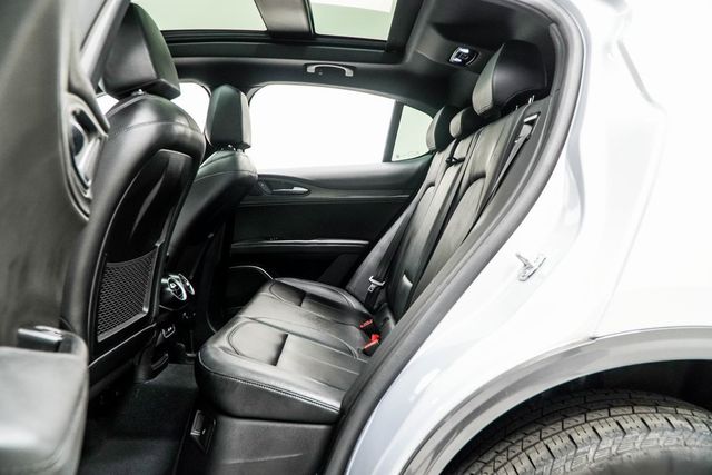 2023 Alfa Romeo Stelvio Ti AWD - 22958340 - 40