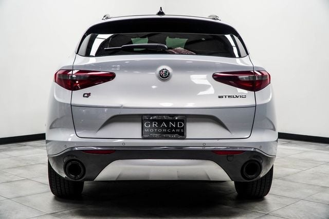 2023 Alfa Romeo Stelvio Ti AWD - 22958340 - 8
