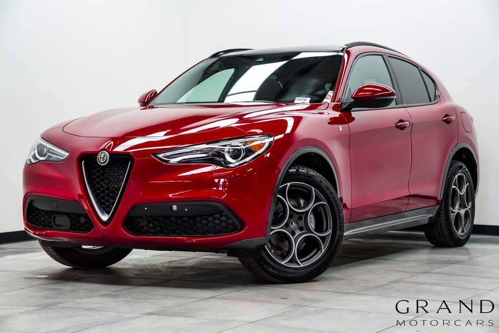 2023 Alfa Romeo Stelvio Ti AWD - 22990173 | Video 1
