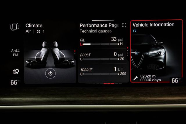 2023 Alfa Romeo Stelvio Ti AWD - 22990173 - 32