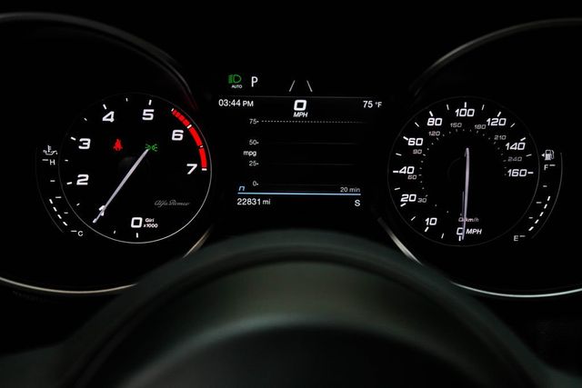 2023 Alfa Romeo Stelvio Ti AWD - 22990173 - 34