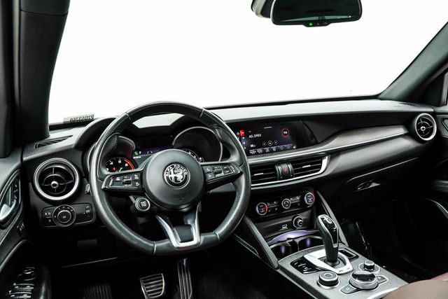 2023 Alfa Romeo Stelvio Ti AWD - 22990173 - 3