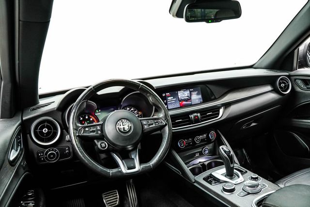 2023 Alfa Romeo Stelvio Ti AWD - 22996999 - 4