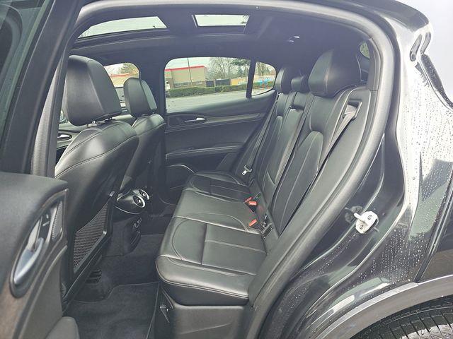 2023 Alfa Romeo Stelvio Ti AWD - 22976026 - 9