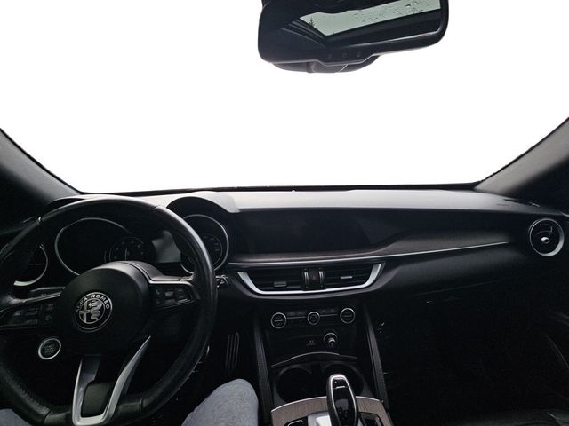 2023 Alfa Romeo Stelvio Ti AWD - 22976026 - 11