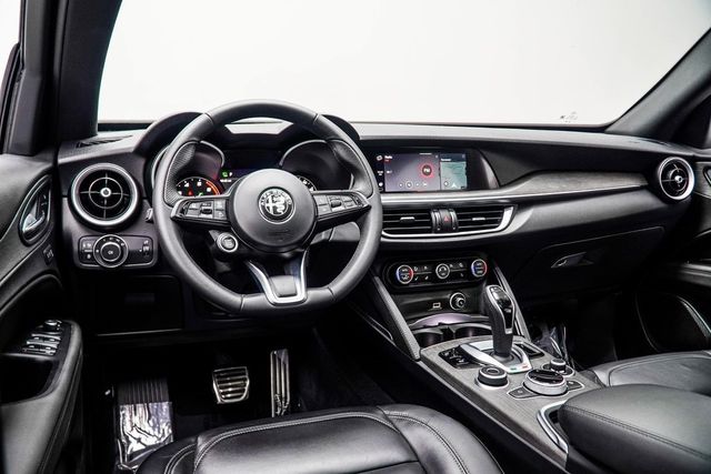 2023 Alfa Romeo Stelvio Ti AWD - 22952753 - 14