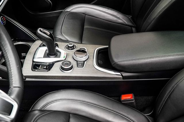 2023 Alfa Romeo Stelvio Ti AWD - 22952753 - 18