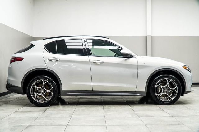 2023 Alfa Romeo Stelvio Ti AWD - 22952753 - 5