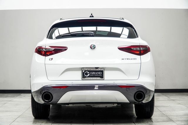 2023 Alfa Romeo Stelvio Ti AWD - 22997563 - 10
