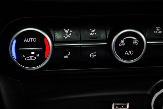 2023 Alfa Romeo Stelvio Ti AWD - 22997563 - 19