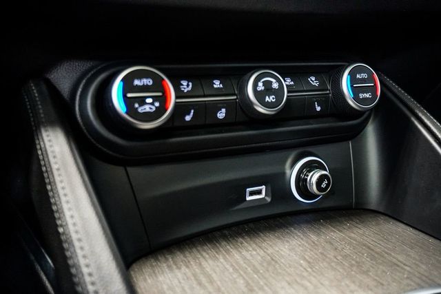 2023 Alfa Romeo Stelvio Ti AWD - 23072475 - 23