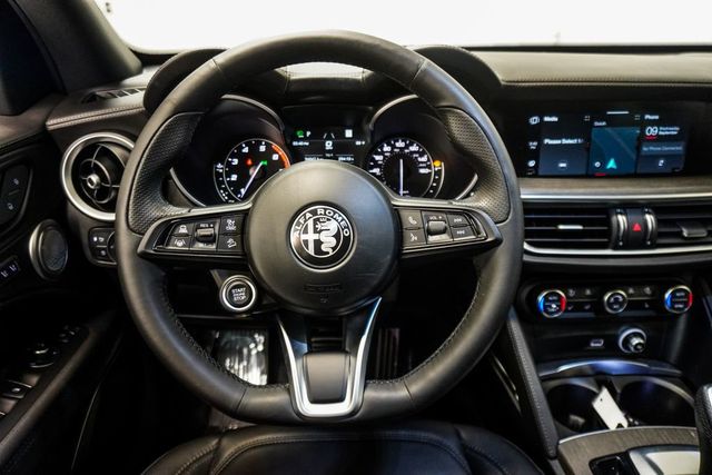 2023 Alfa Romeo Stelvio Ti AWD - 23075622 - 14